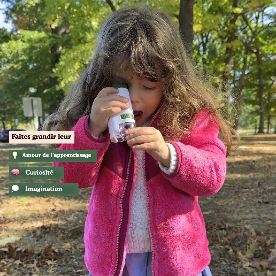 MicroMonde™ : De grandes découvertes dans leurs petites mains